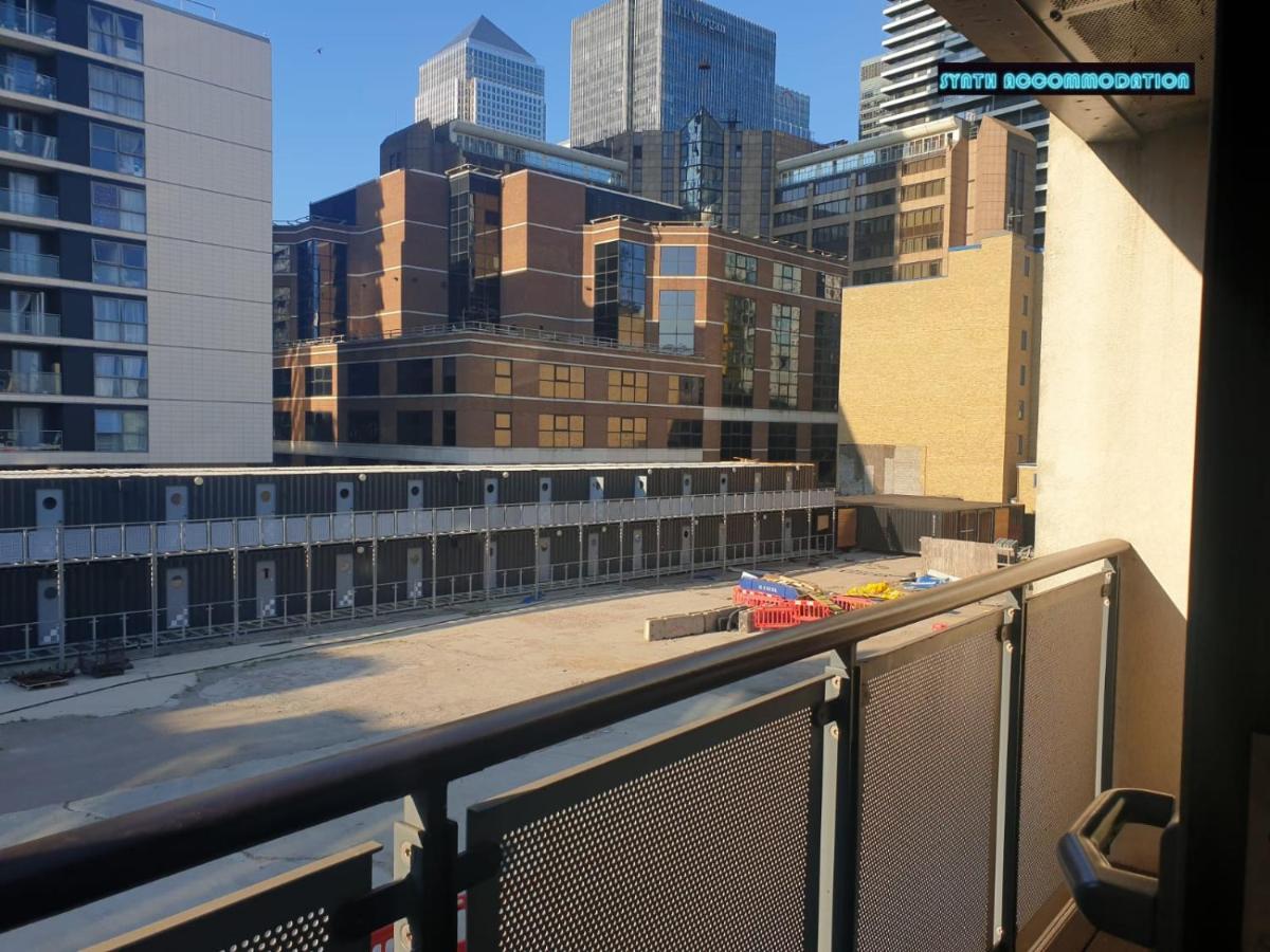 80S Retro 1Bed Studio Serviced Apartment Canary Wharf Perfect For Solo & Couple Travellers Londres Exterior foto